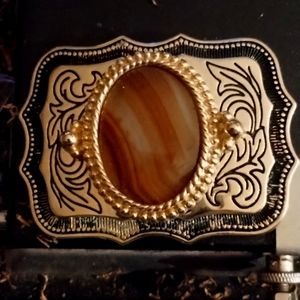 Belt buckle